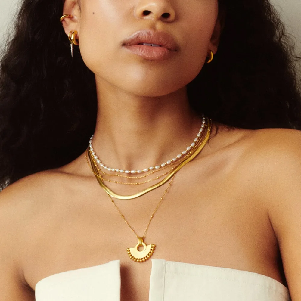 Zenyu Fan Necklace - Image 2